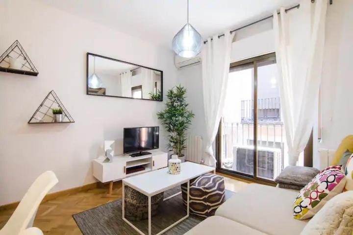Bright & Spacious- City Center- 2Rooms-2Bathrooms Madrid Dış mekan fotoğraf