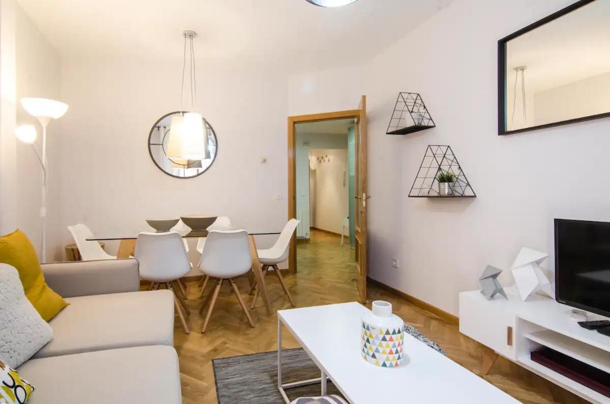 Bright & Spacious- City Center- 2Rooms-2Bathrooms Madrid Dış mekan fotoğraf