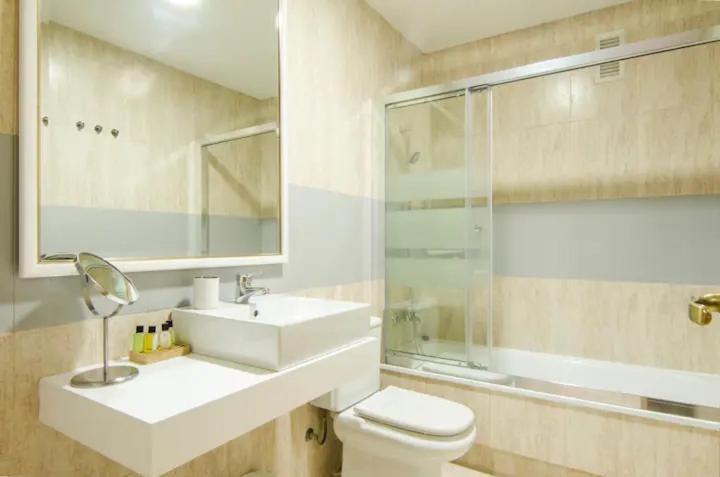 Bright & Spacious- City Center- 2Rooms-2Bathrooms Madrid Dış mekan fotoğraf